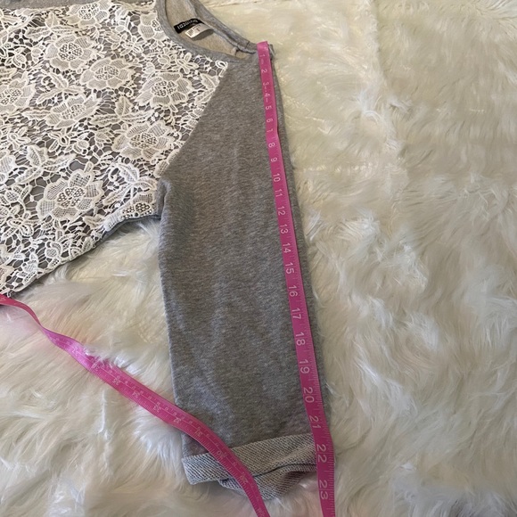 H & M Divided grey & white lace sweatshirt - Picture 6 of 13